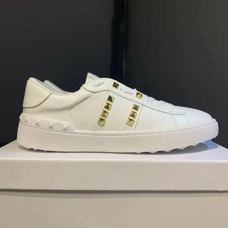 Valentino Rockstud Sneakers photo 1