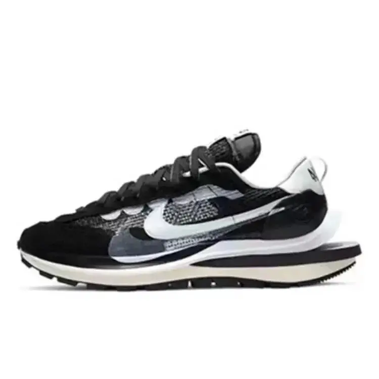 Sacai Nike VaporWaffle Sneakers photo 3