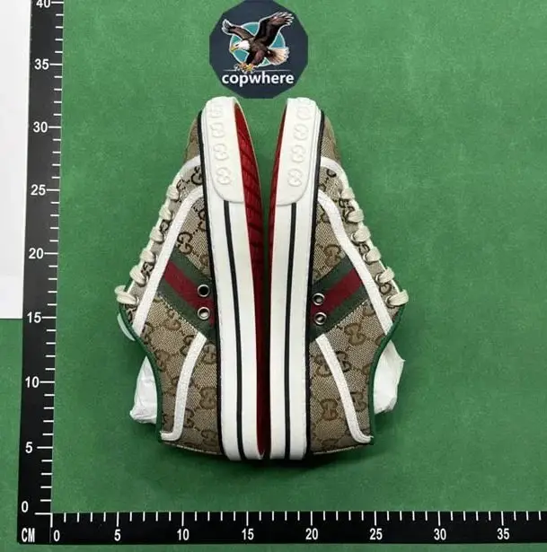 Gucci GG Supreme Sneakers [8 styles] photo 1