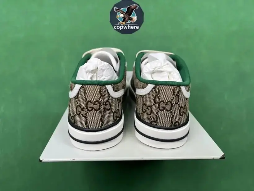 Gucci GG Supreme Sneakers [8 styles] photo 2
