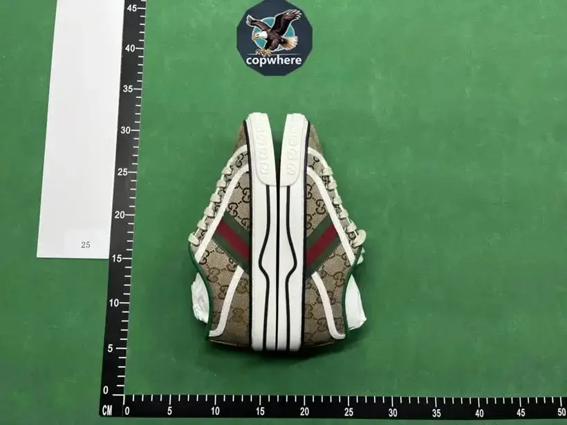 Gucci GG Supreme Sneakers [8 styles] photo 3