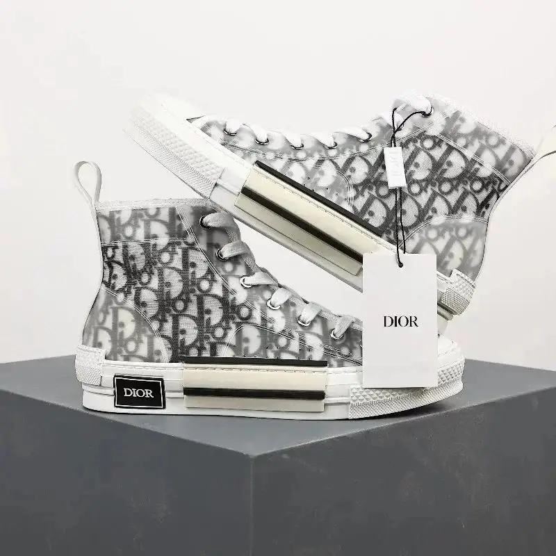 DIOR sneakers photo 4