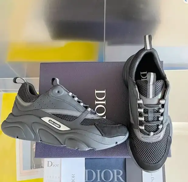 Dior Sneakers photo 5