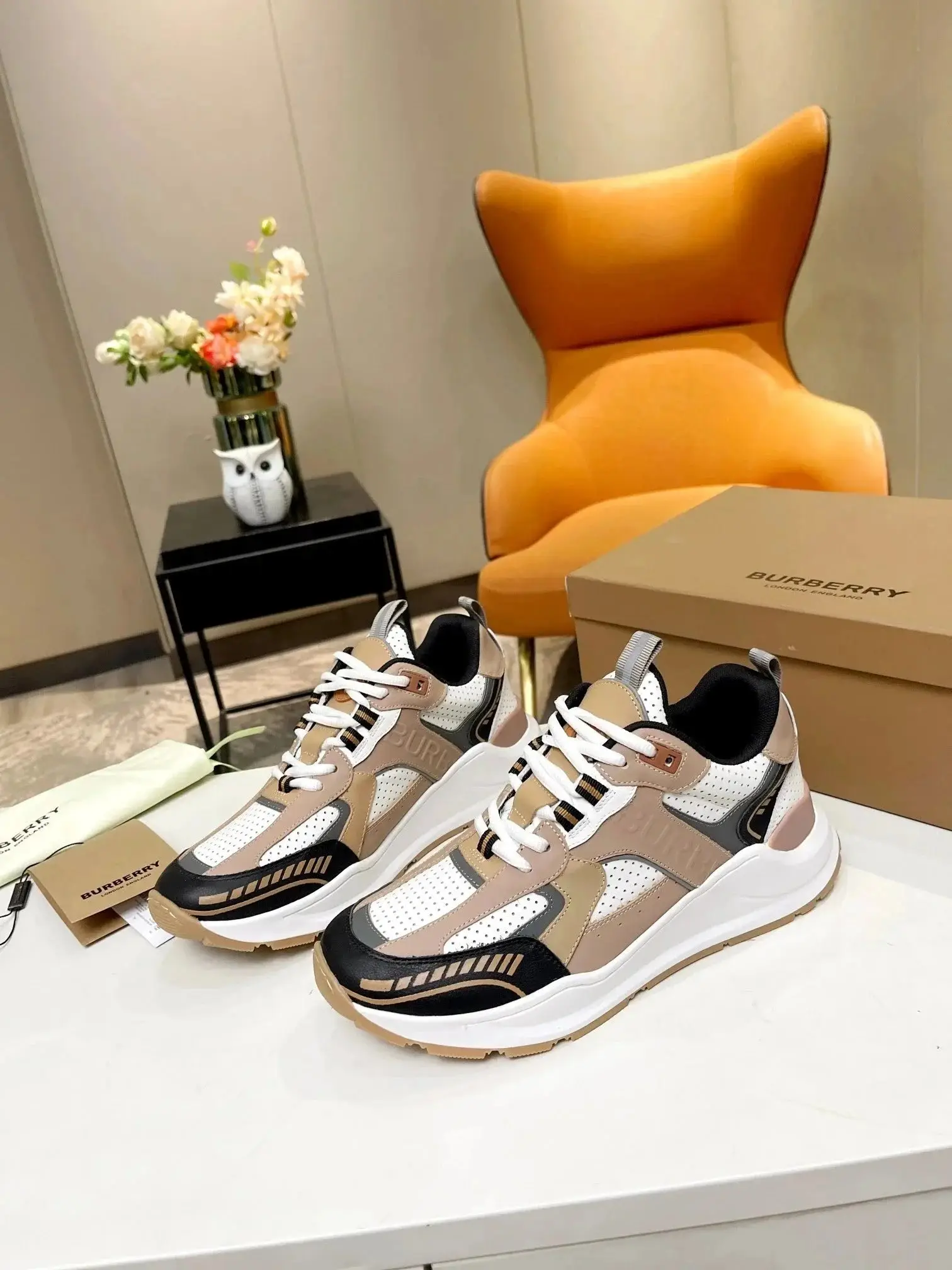 Burberry shoes (40 styles) photo 4